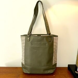 NWOT Jewell by Thirty-one Green & Cream Faux Leather/Canvas Tote.